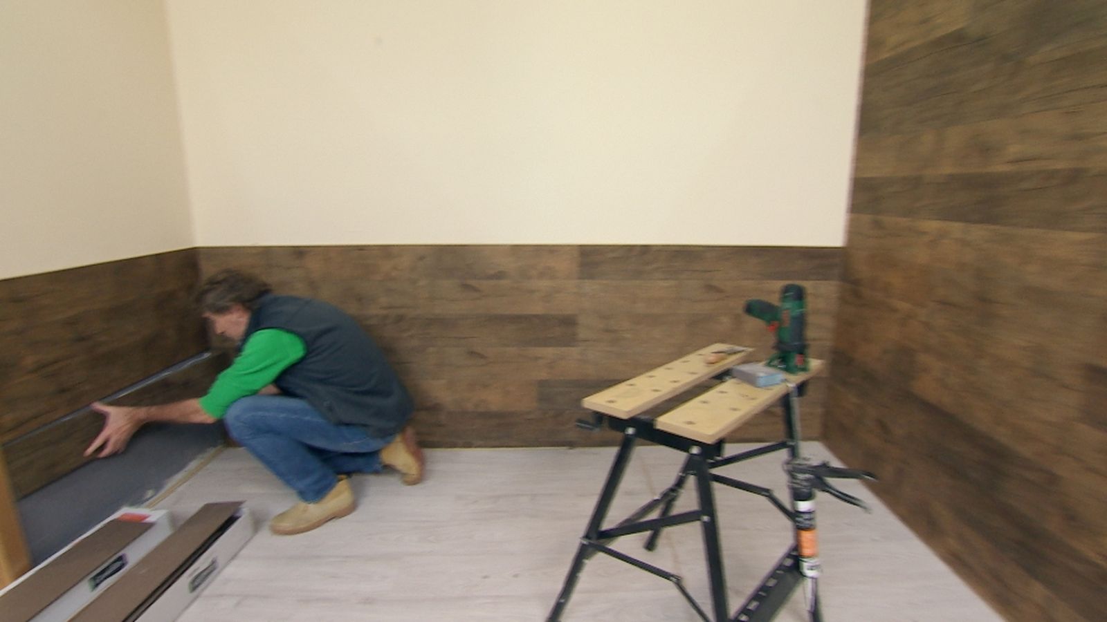 Revestimiento plástico de pared paso 10 Revestimiento plástico de pared paso 10
