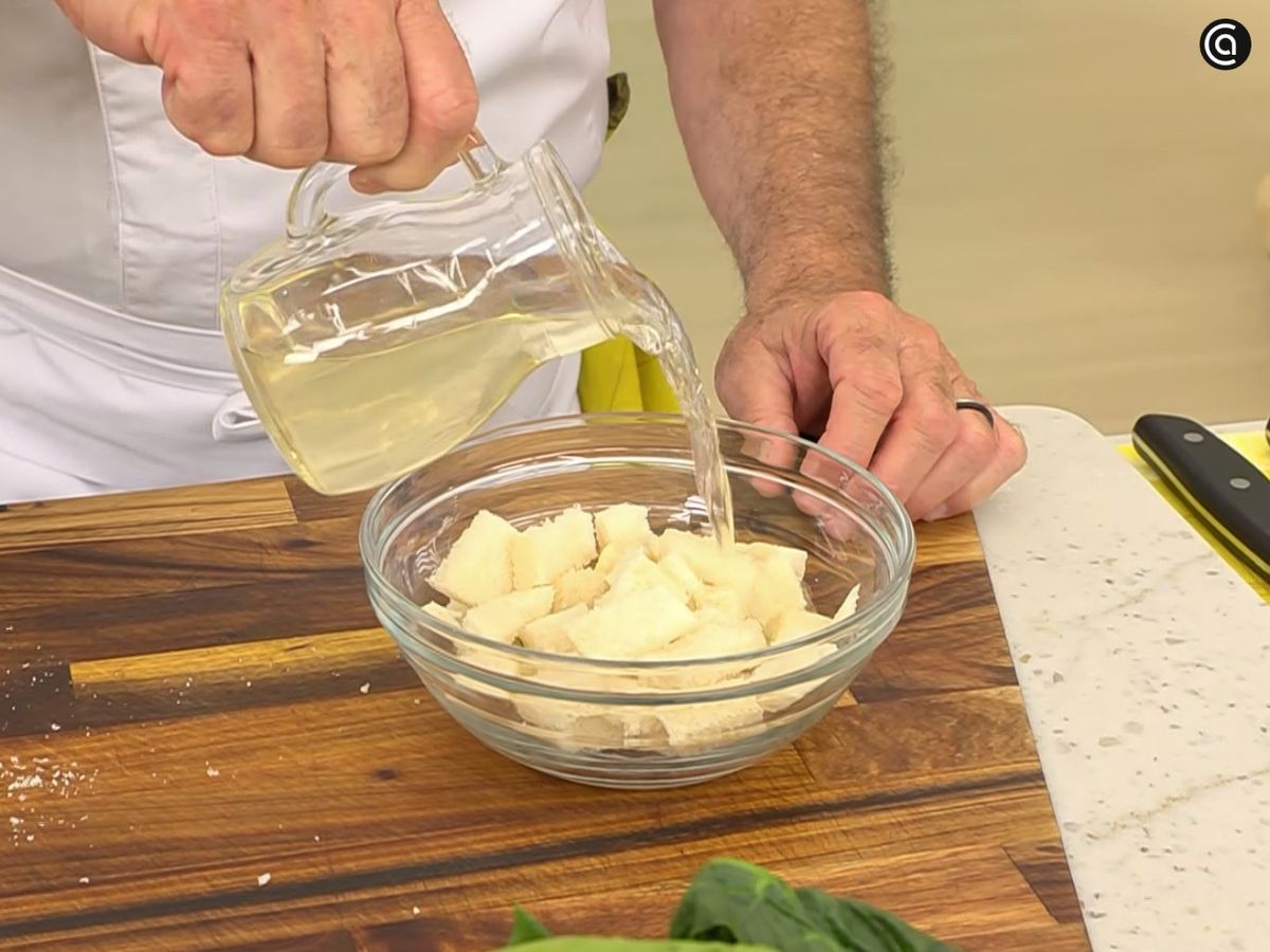 muslos de pollo rellenos de espinacas - paso 1