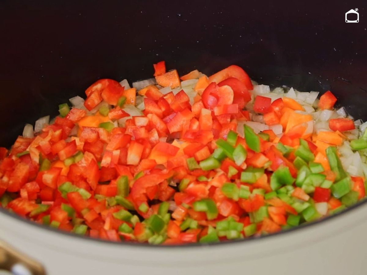 Sofrito de verduras para las lentejas con arroz