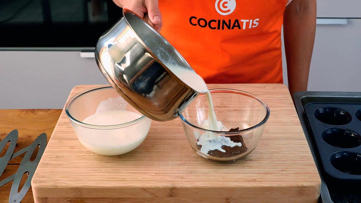 Receta de flan de dos chocolates  paso 4