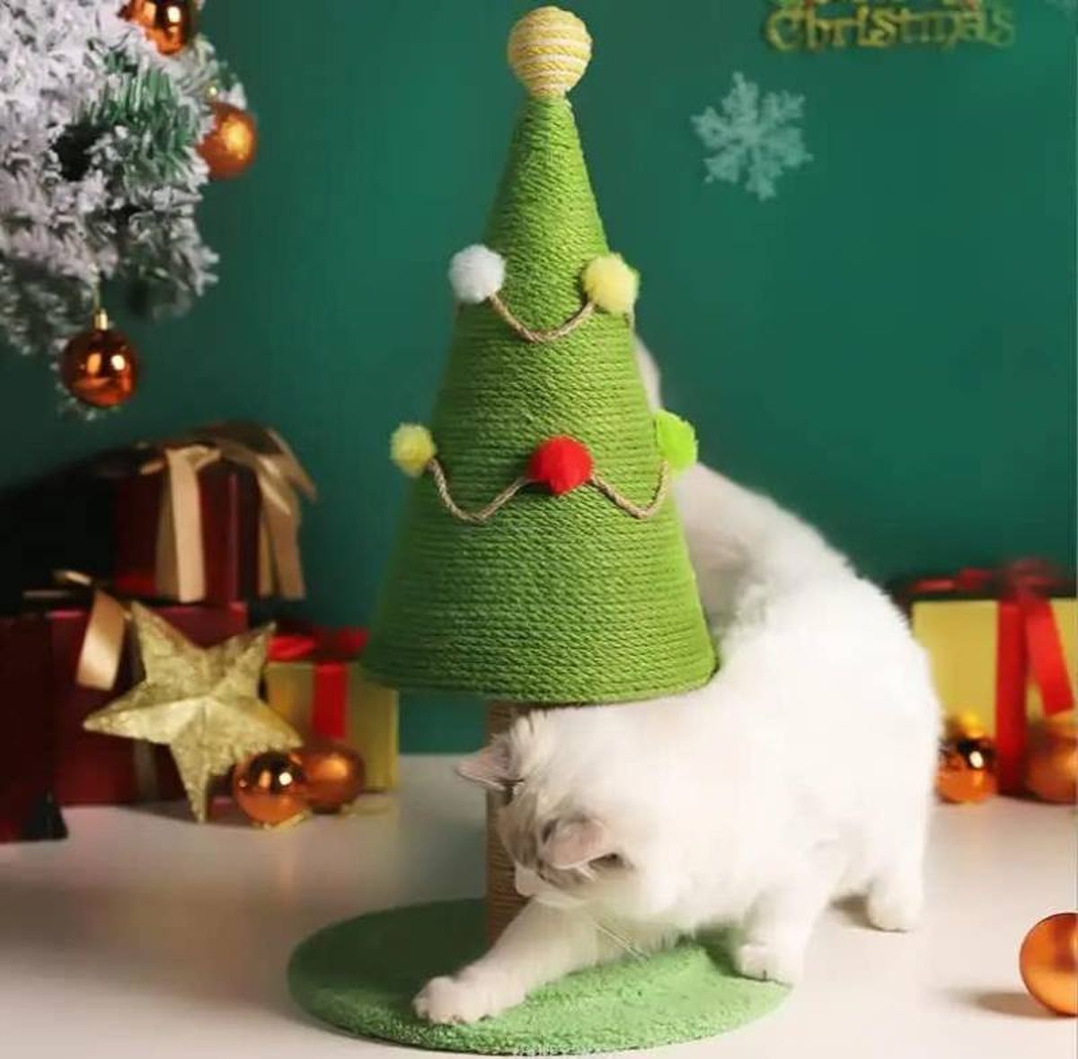 Este árbol de Navidad es perfecto si tienes gatos.