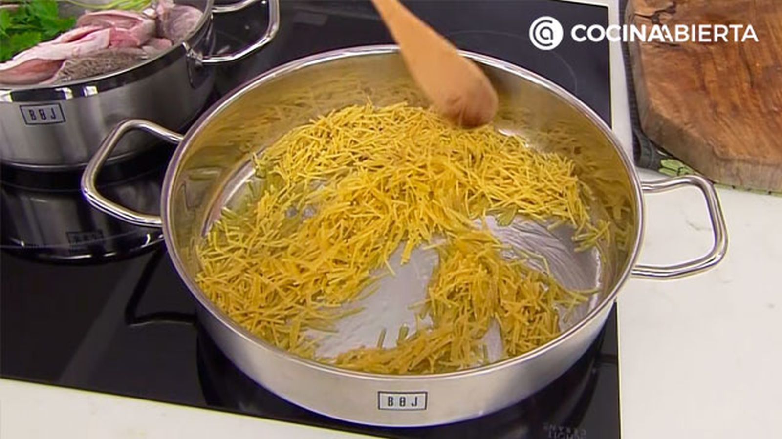 KARL67120321 receta sabiron con fideos karlos arguinano paso3 KARL67120321 receta sabiron con fideos karlos arguinano paso3