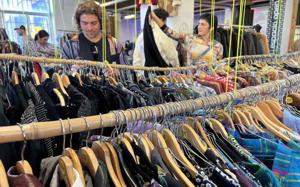 El futuro del consumo sostenible pasa por un aumento de la compra de ropa de segunda mano