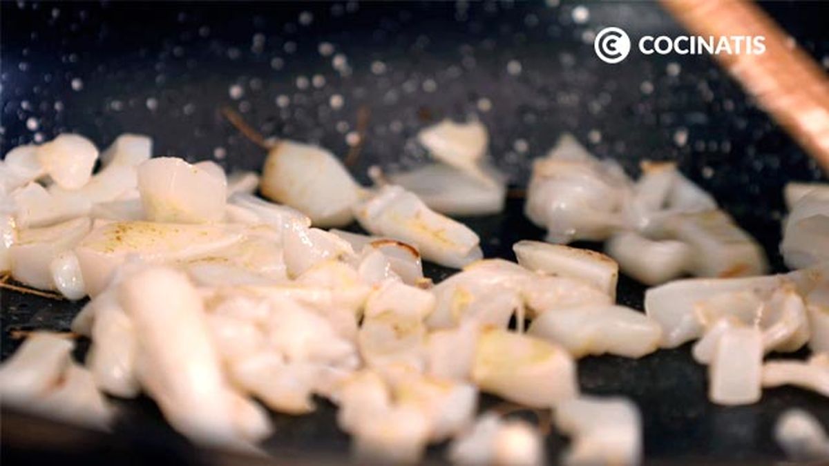 Receta de arroz con sepia o jibia y gambas  paso 3