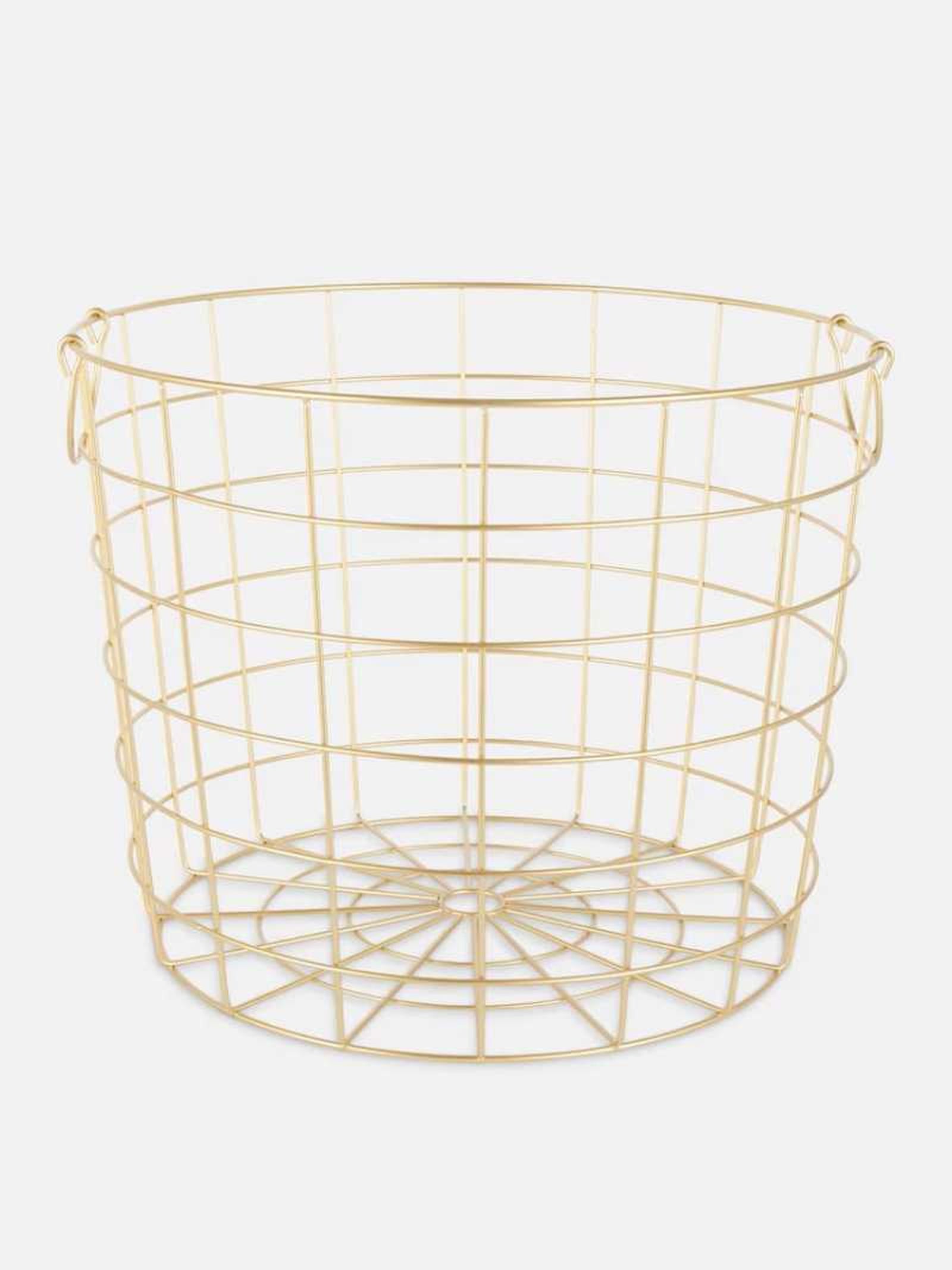 Cesta de alambre. Cesta de alambre.