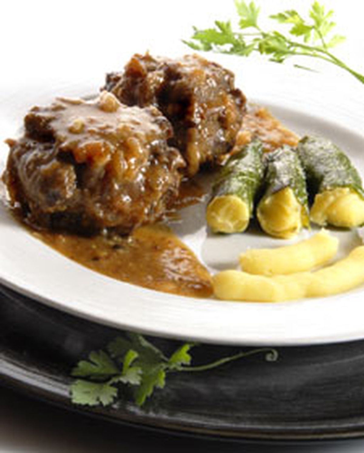 Rabo de toro con bocadito l