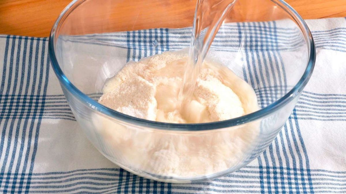 Arepas venezolanas rellenas de pollo   Paso 1