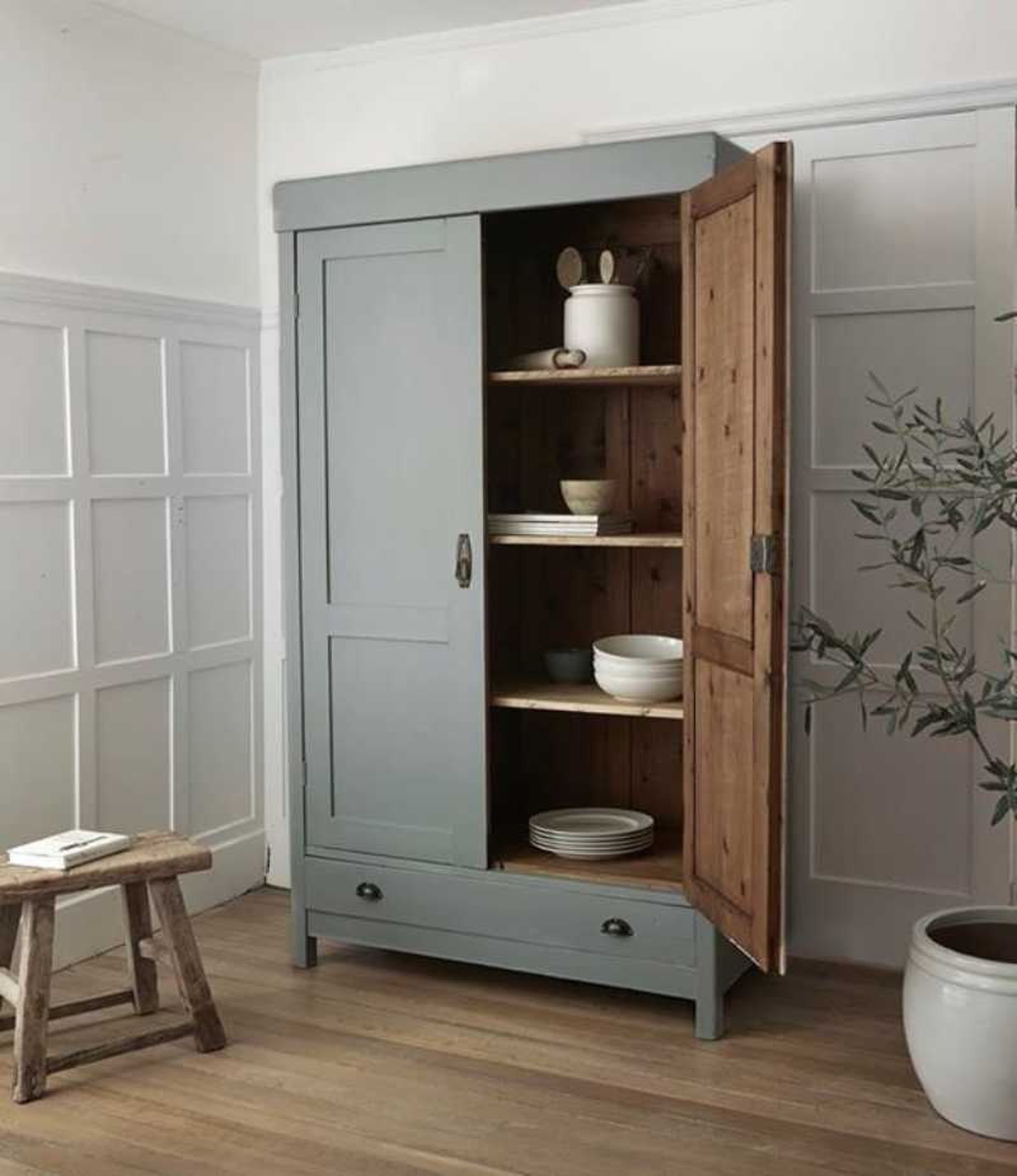 Alacena moderna de estilo shaker. Alacena moderna de estilo shaker.