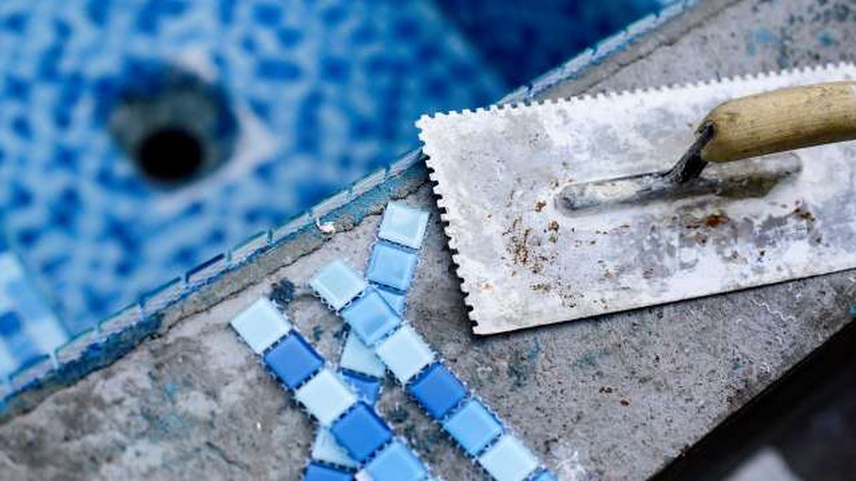 cuanto tiempo puede estar una piscina de gresite sin agua 1