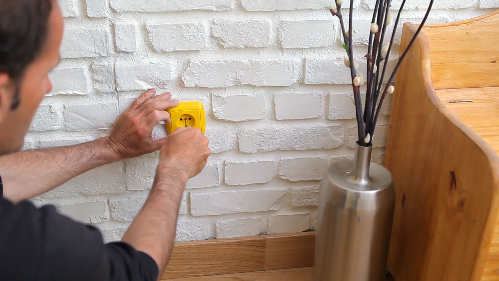 Pintar mecanismos eléctricos paso 9 Pintar mecanismos eléctricos paso 9