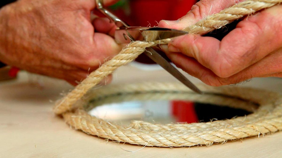 Enmarcar un espejo con cuerda paso 6