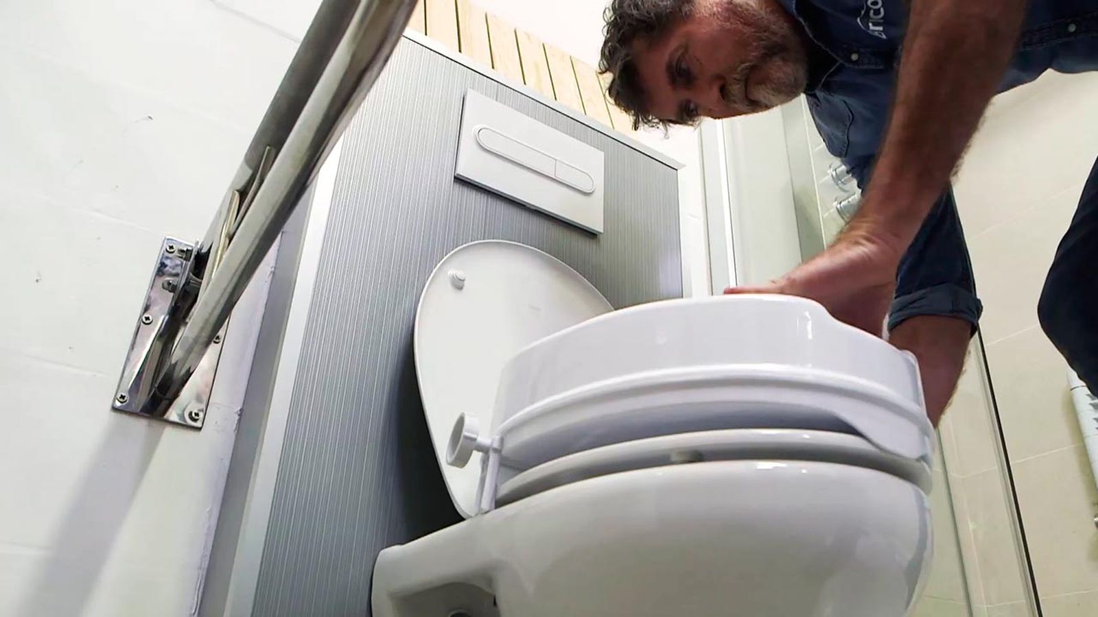 Como colocar accesorios de seguridad en el bano paso 8 Como colocar accesorios de seguridad en el bano paso 8