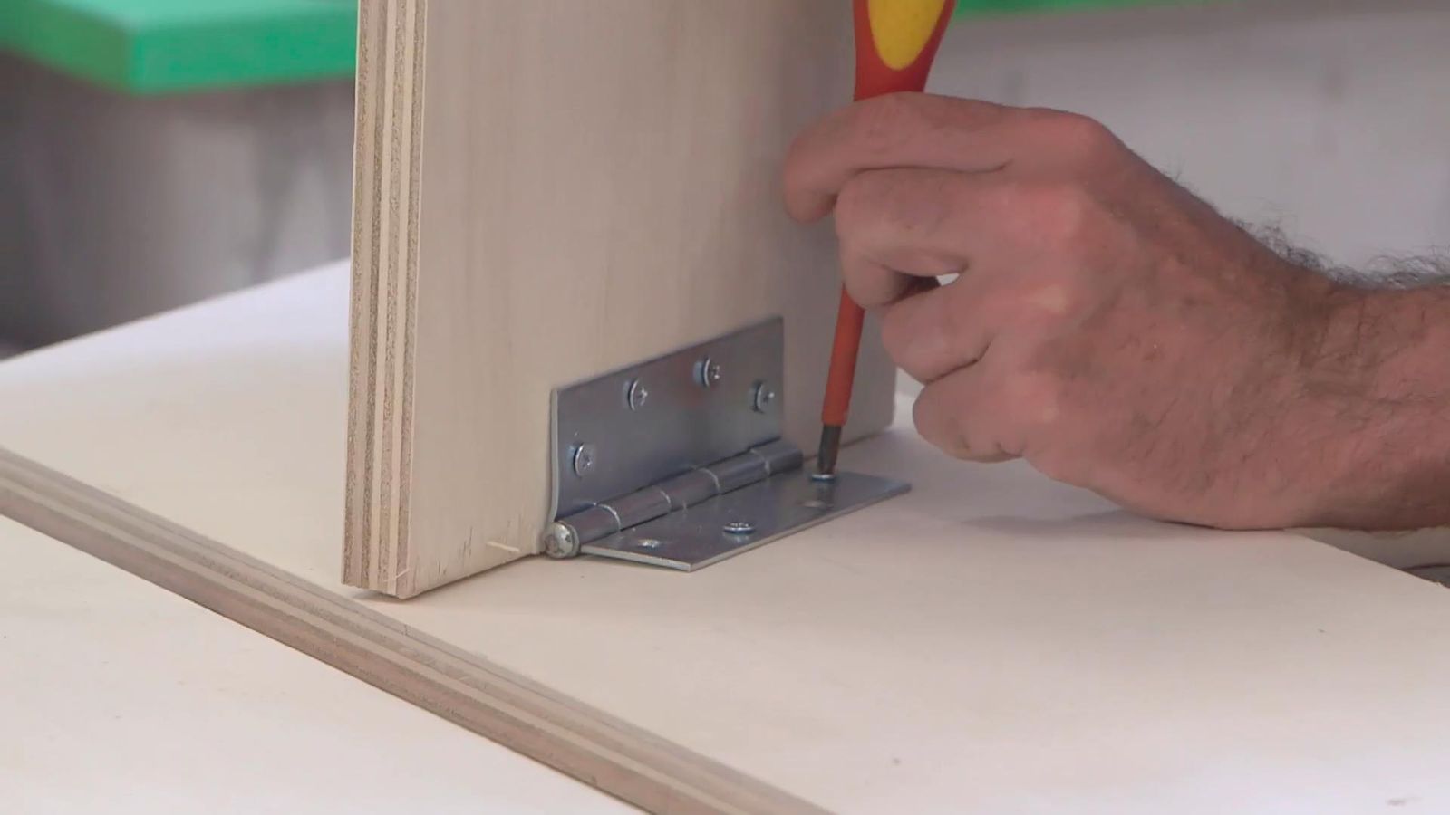 Cómo hacer una escalera plegable paso 13 Cómo hacer una escalera plegable paso 13