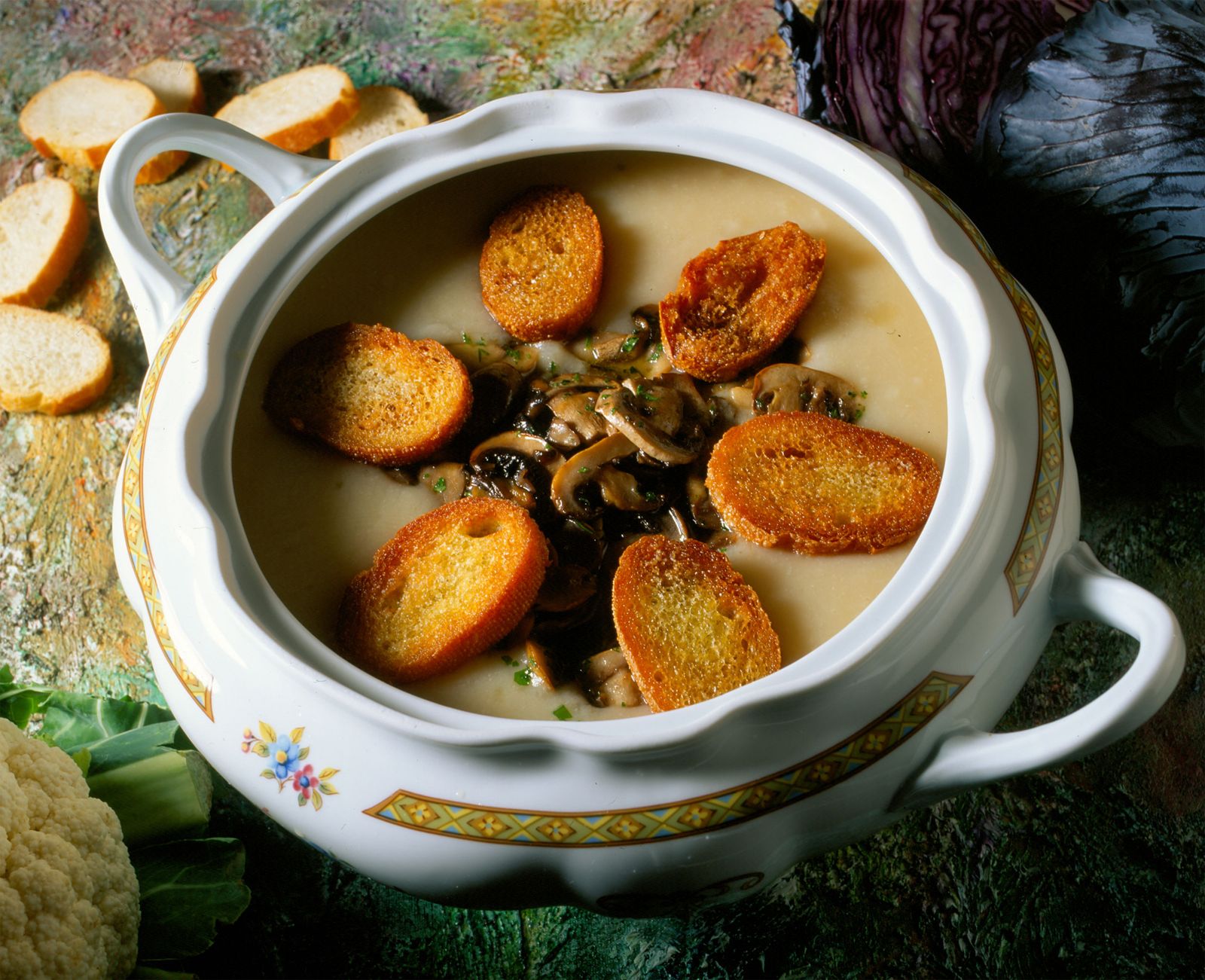 Crema de coliflor con champiñones Crema de coliflor con champiñones