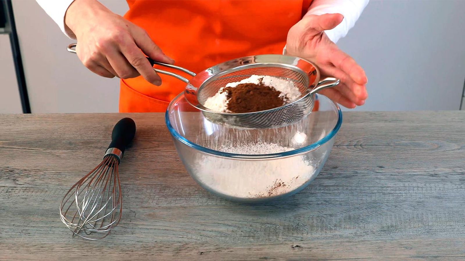 Receta de crepes red velvet para San Valentín paso 1 Receta de crepes red velvet para San Valentín paso 1