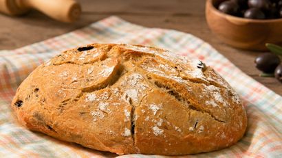 Pan de aceitunas, receta de Joseba Arguiñano