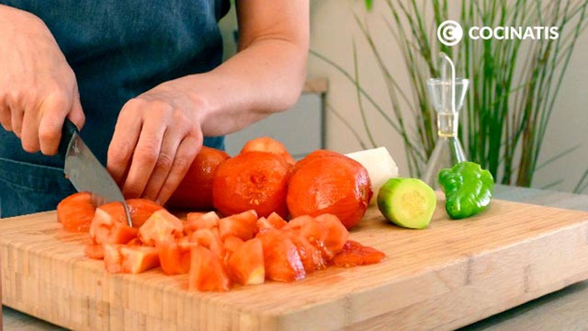 Receta de gazpacho sin pan  paso 1