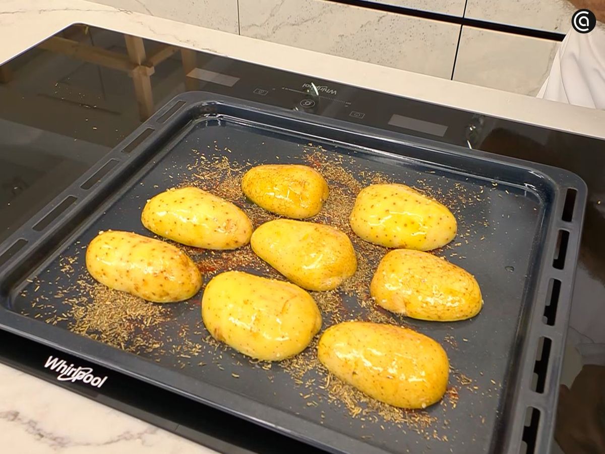 Hornea las patatas durante 40 minutos