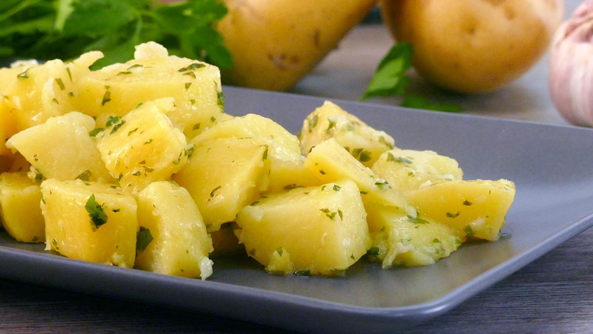 Hacer patatas al microondas 