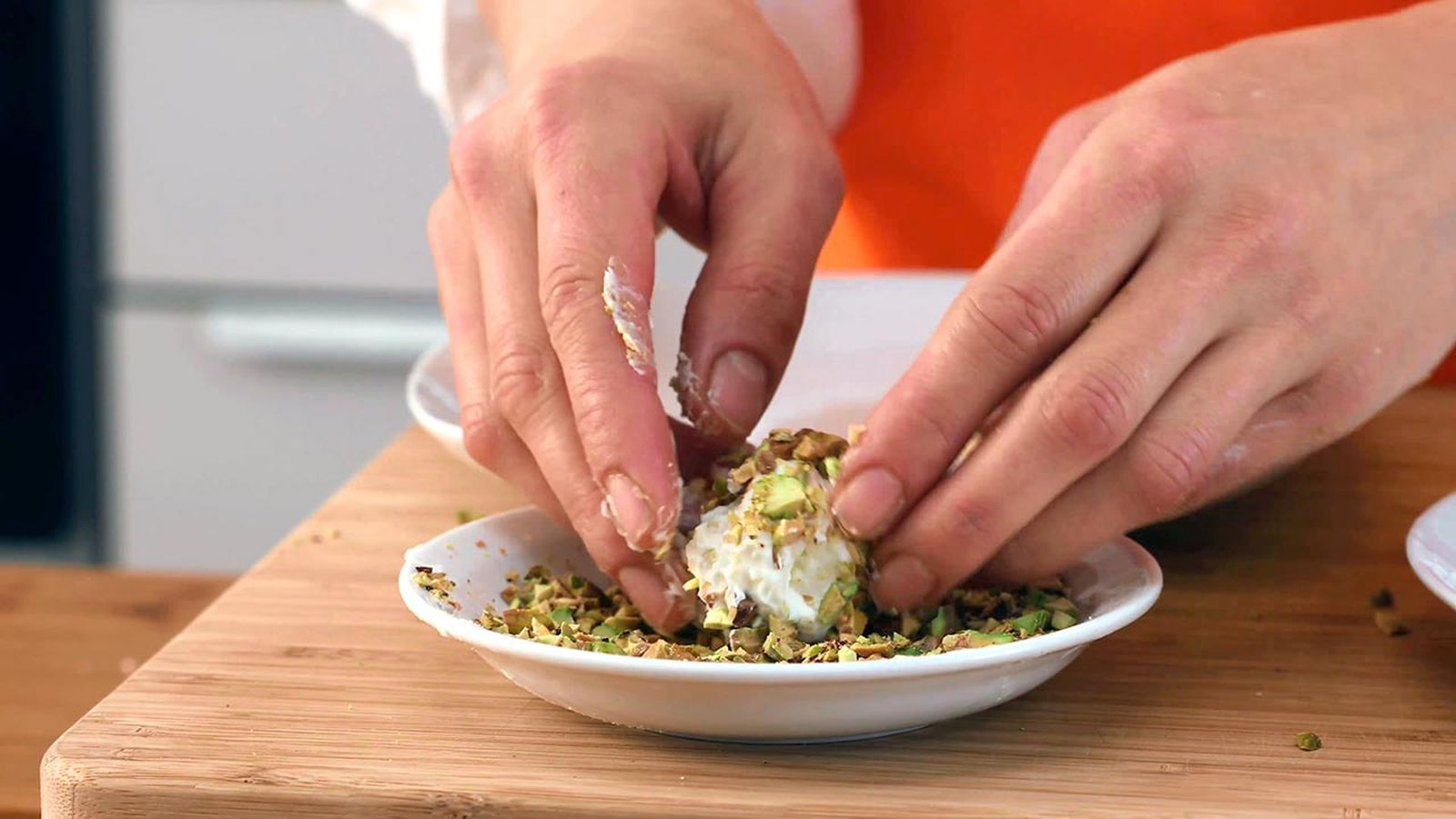 Bombones salados de queso y pistachos paso 4 Bombones salados de queso y pistachos paso 4