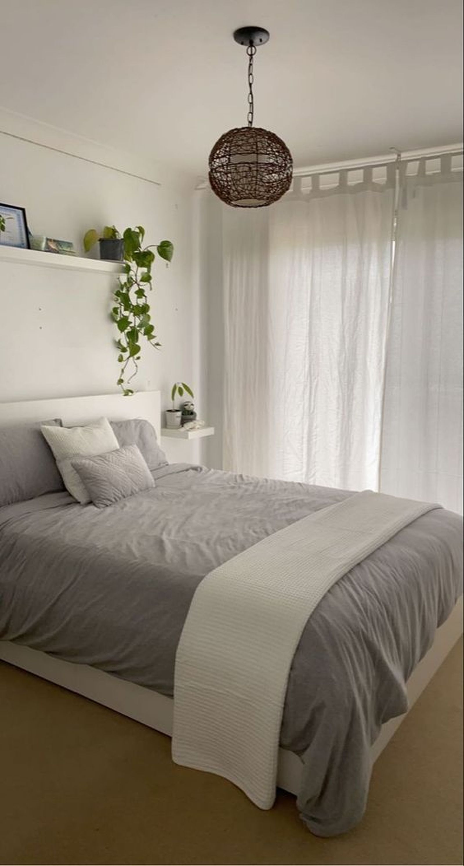 dormitorio pequeno encanto color topo 2 dormitorio pequeno encanto color topo 2