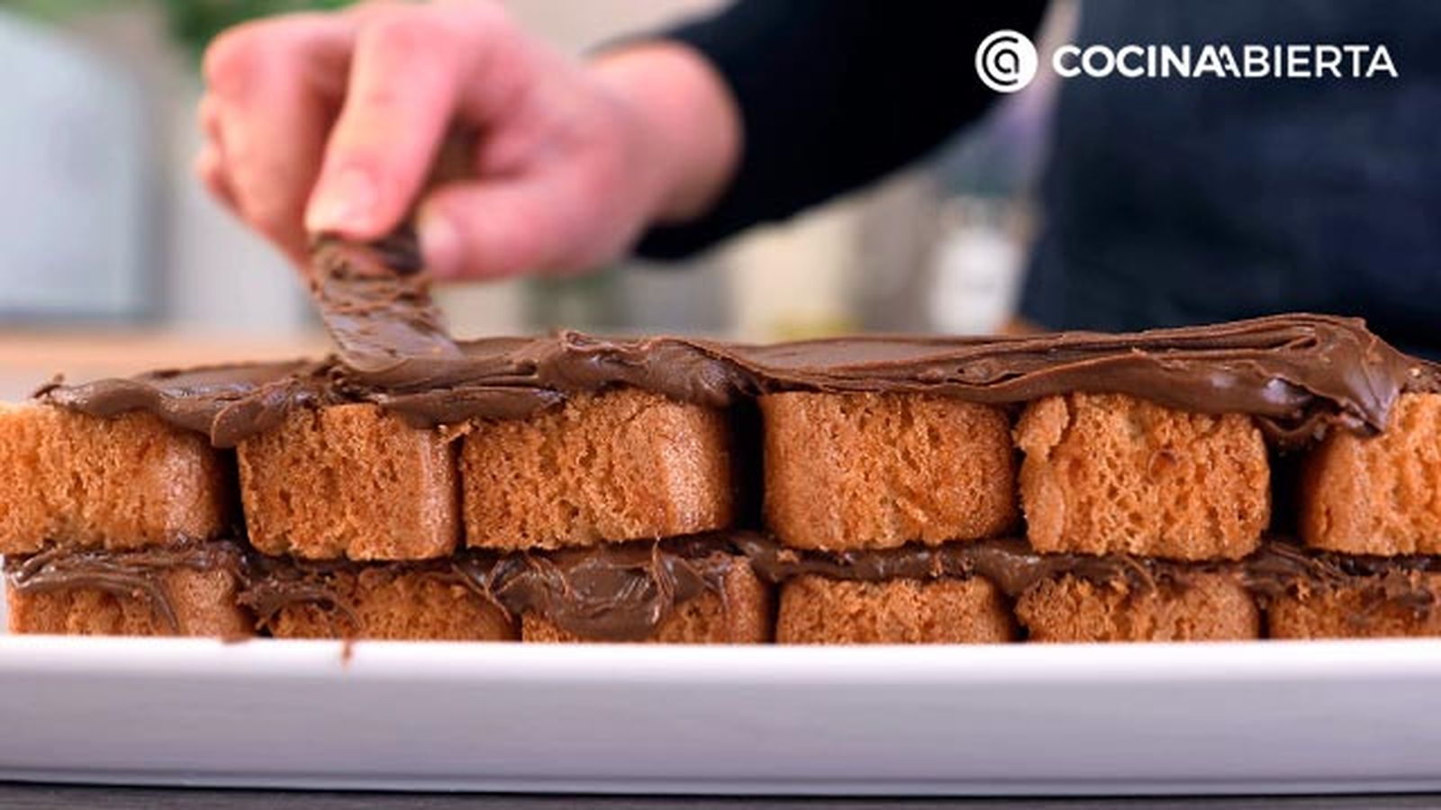 CTIS0862 receta tarta de bizcocho y chocolate paso 4 ca CTIS0862 receta tarta de bizcocho y chocolate paso 4 ca
