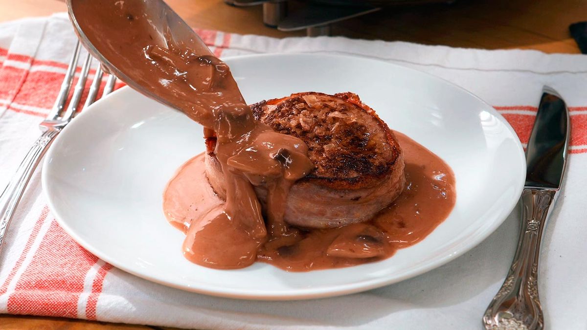 Recopilatorio de salsas fáciles para acompañar platos de carne  salsa de champiñones