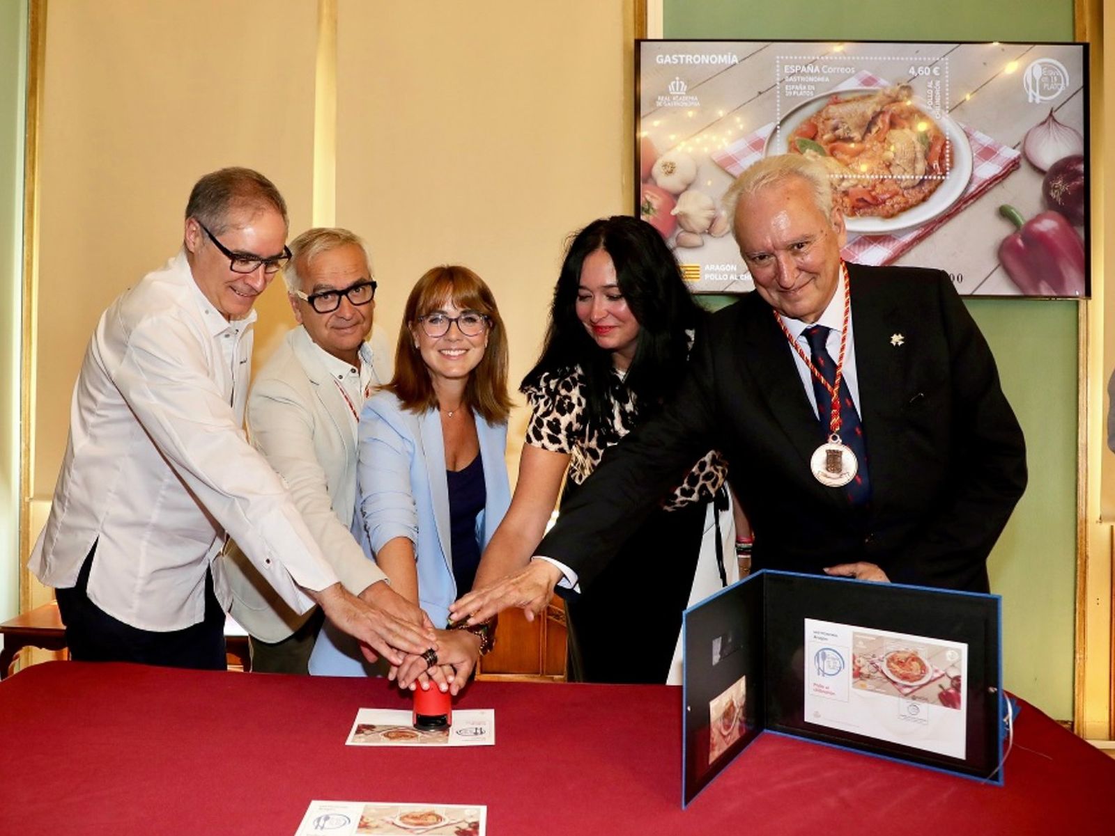 El nuevo sello se ha presentado en el Casino de Huesca El nuevo sello se ha presentado en el Casino de Huesca