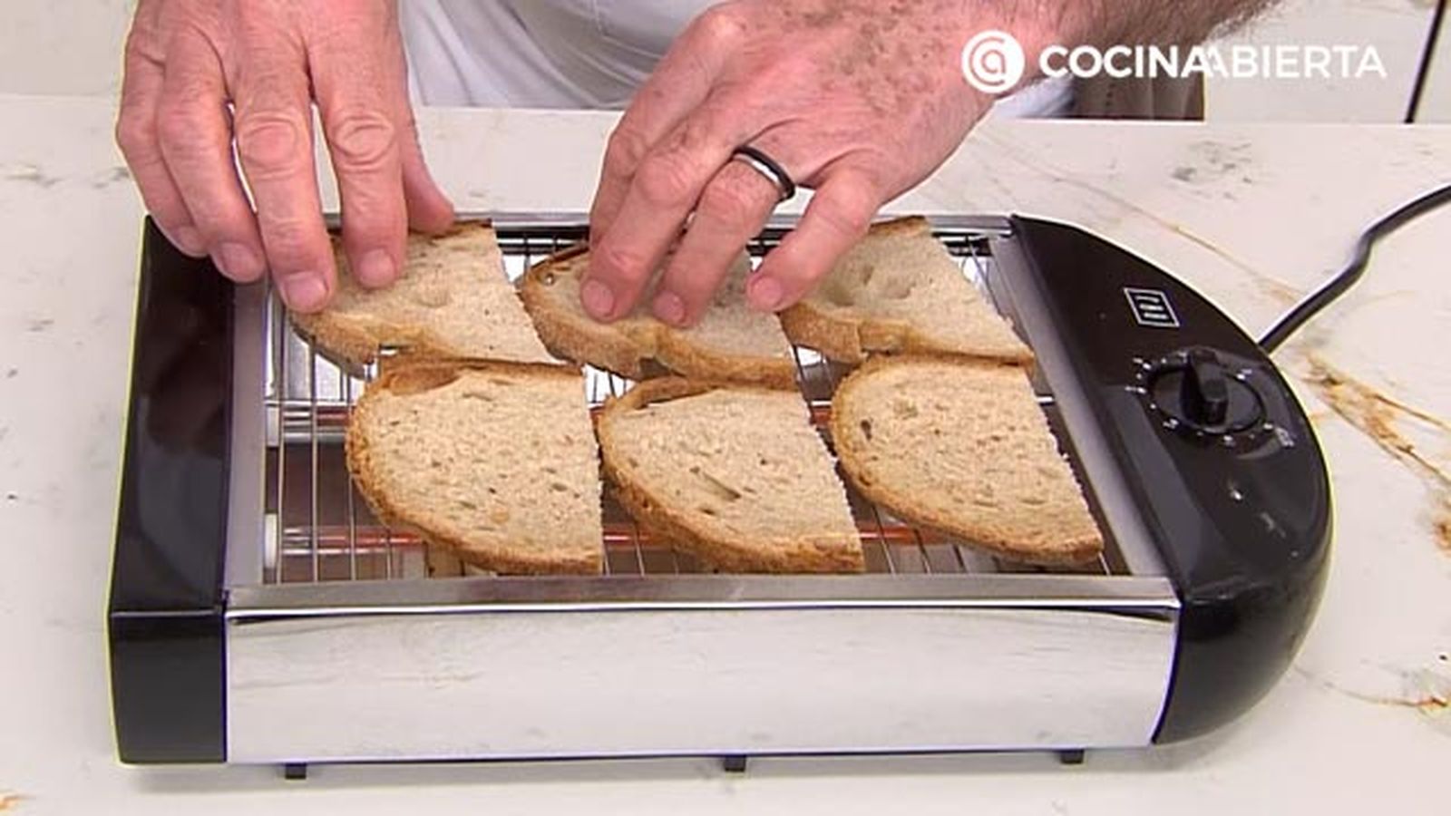 esparragos verdes con jamon y queso palitos de merluza con setas recetas programa karlos arguinano karl67420321 paso3 esparragos verdes con jamon y queso palitos de merluza con setas recetas programa karlos arguinano karl67420321 paso3