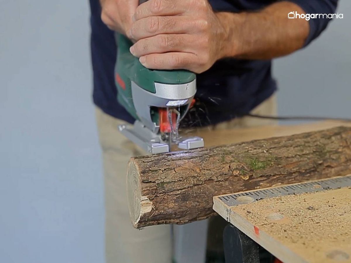 Corta la esquina del tronco