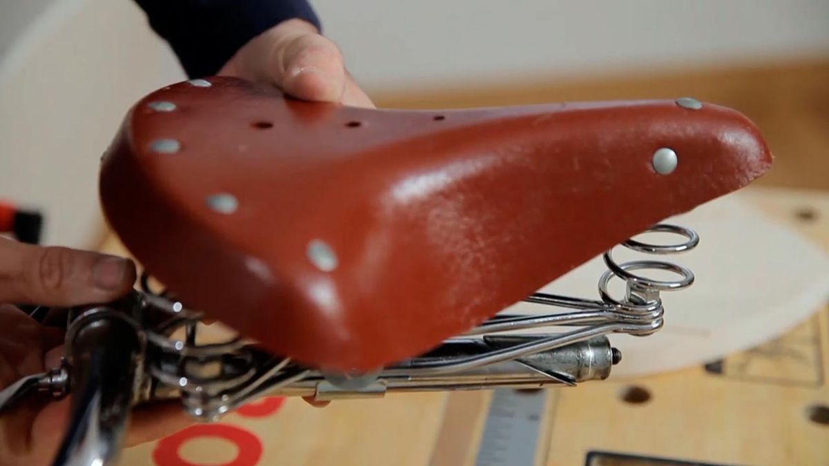 Reutilizar manillar y sillín de bicicleta paso 2