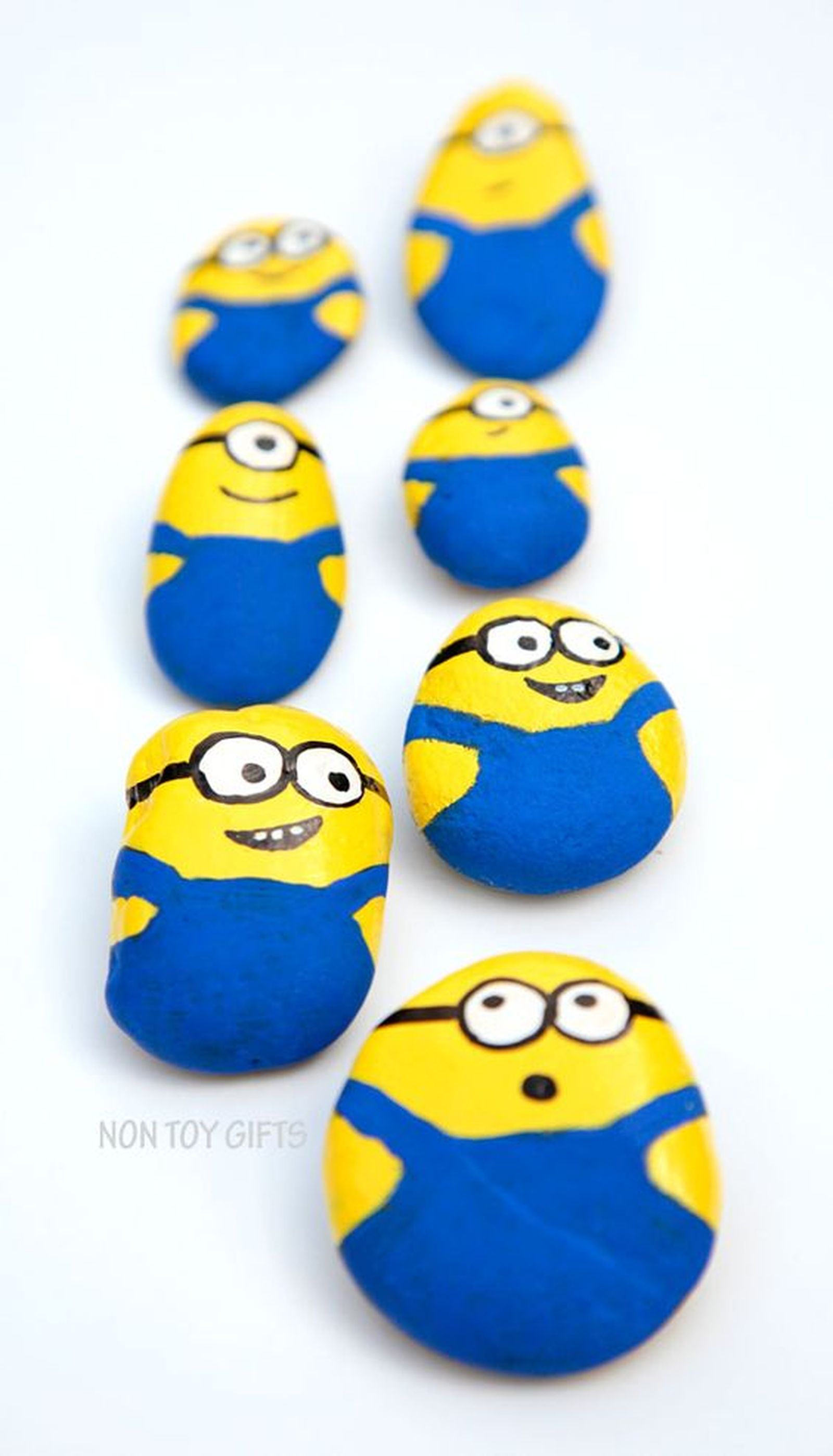 adornos con piedras minions adornos con piedras minions