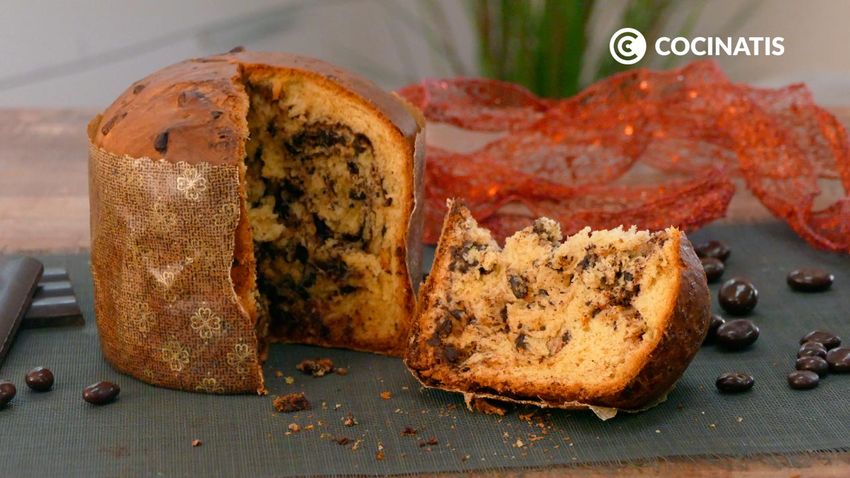 Receta de panettone de chocolate, postre italiano de Navidad