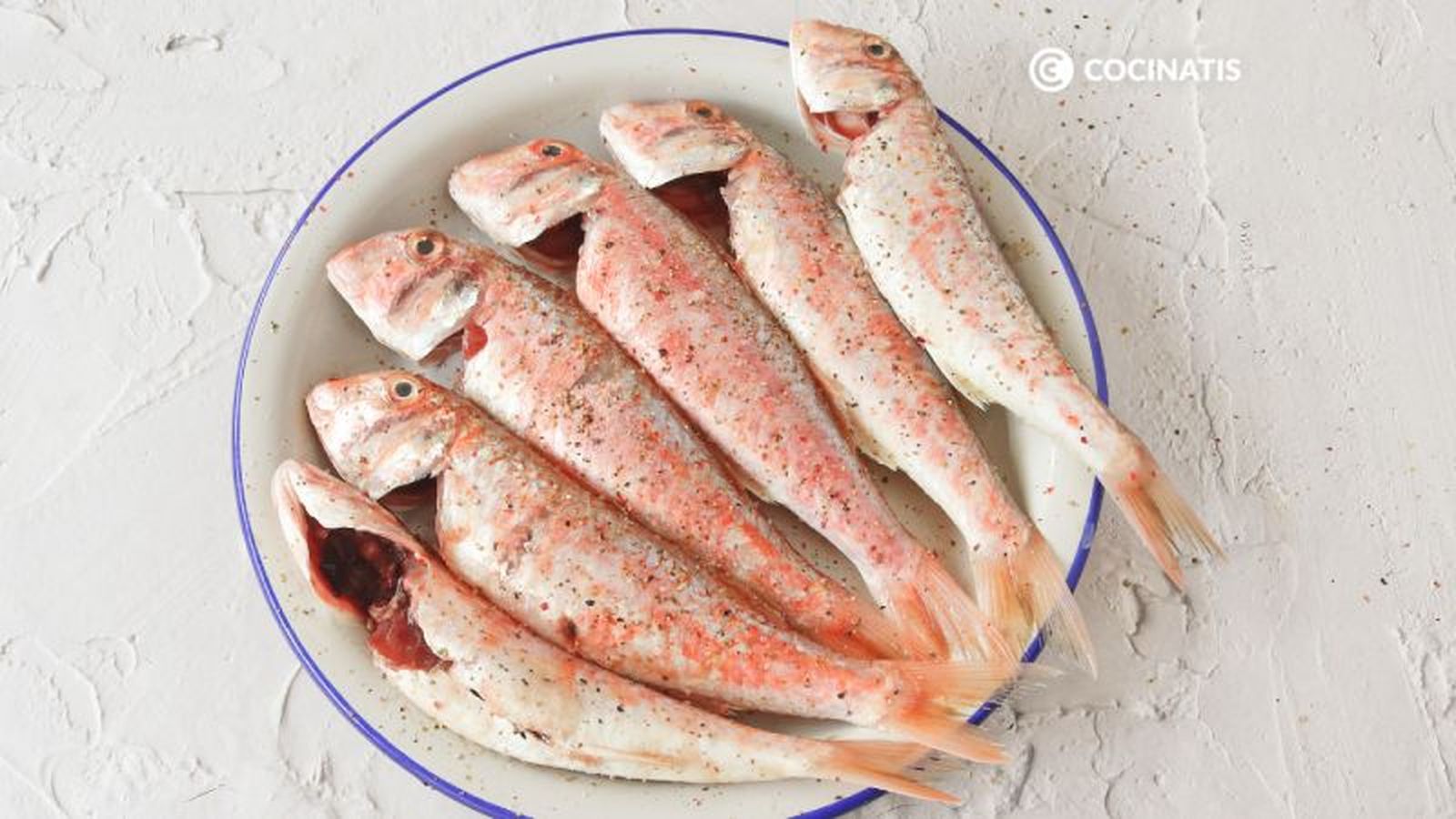 Salmonetes con sal y pimienta Salmonetes con sal y pimienta