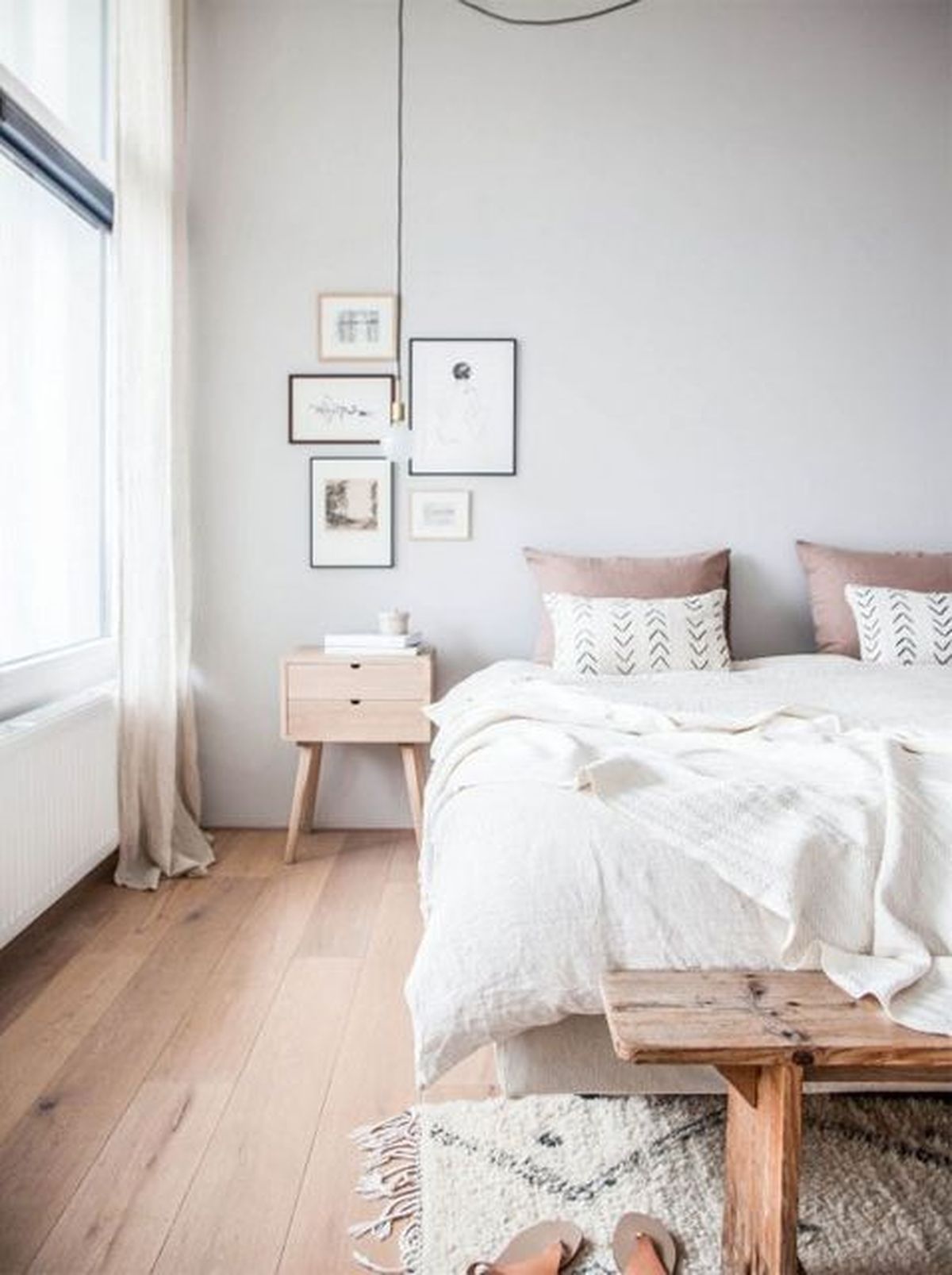 1 dormitorio blanco madera banco descalzador espacio living