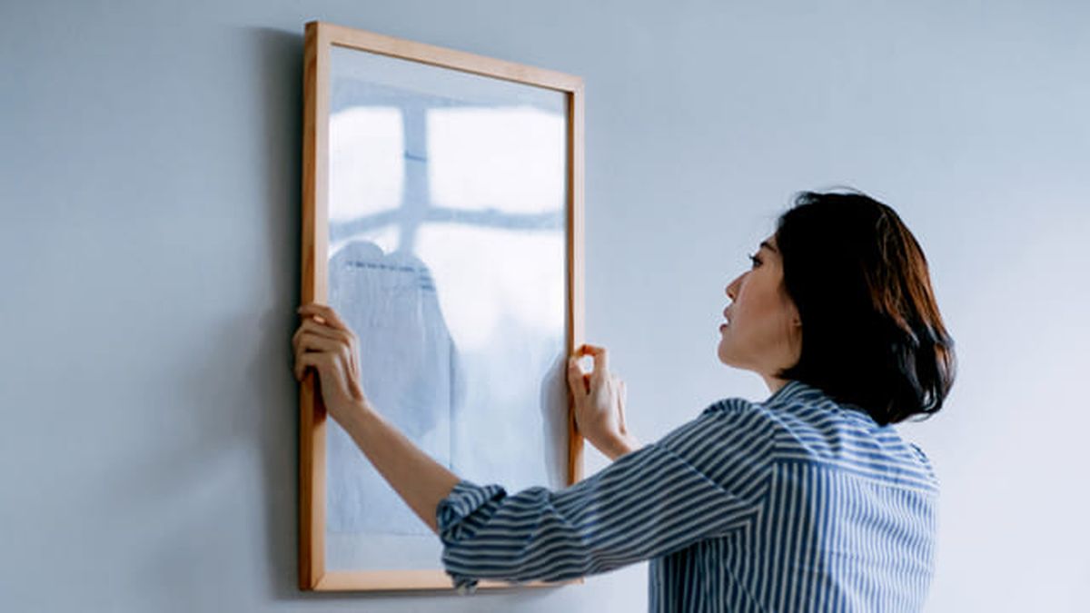 colgar cosas pesadas sin taladrar 4