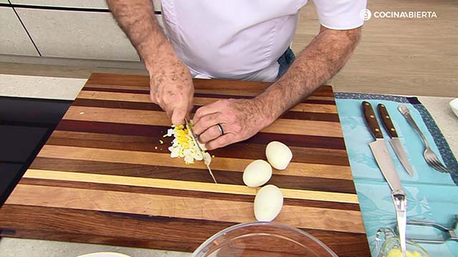 cogollos con ensaladilla queso karl6947 paso1 cogollos con ensaladilla queso karl6947 paso1