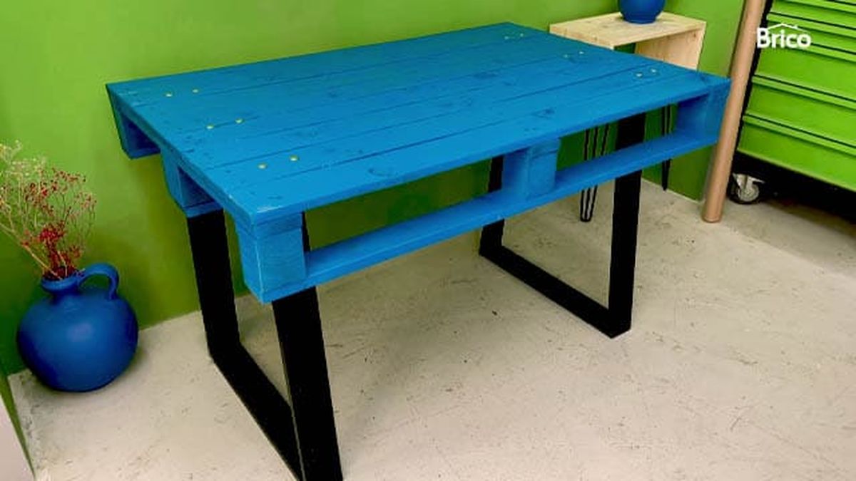 Bricomania 18 mesa alta con palets paso17