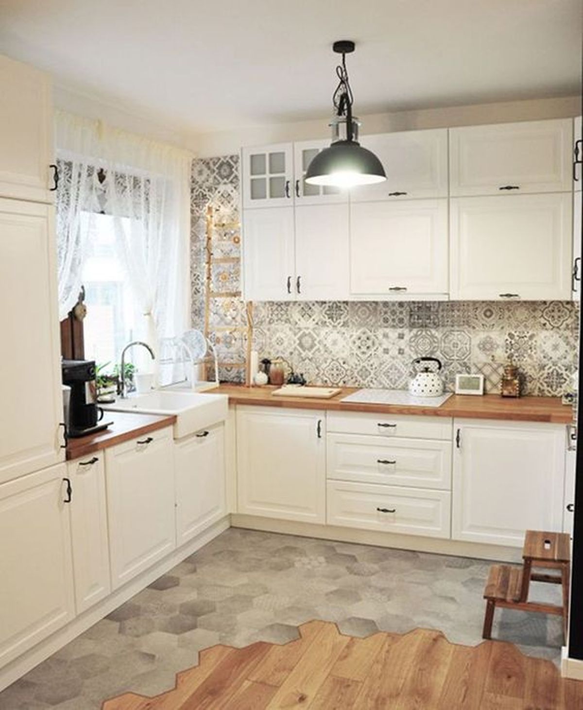 cocina pequena cuadrada ventana 3