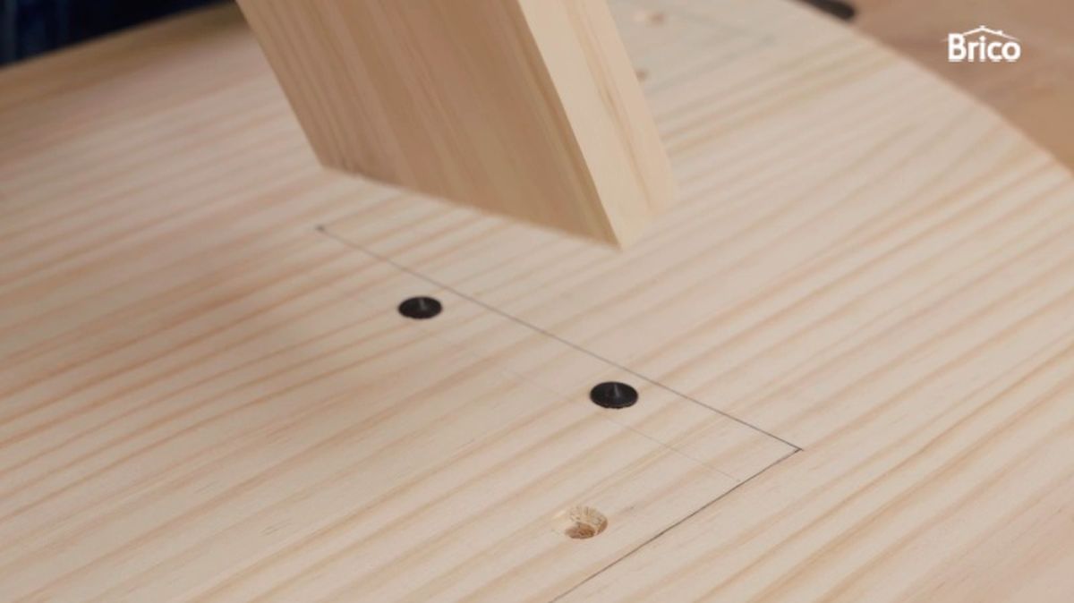 Marcar los puntos de unión en los peldaños