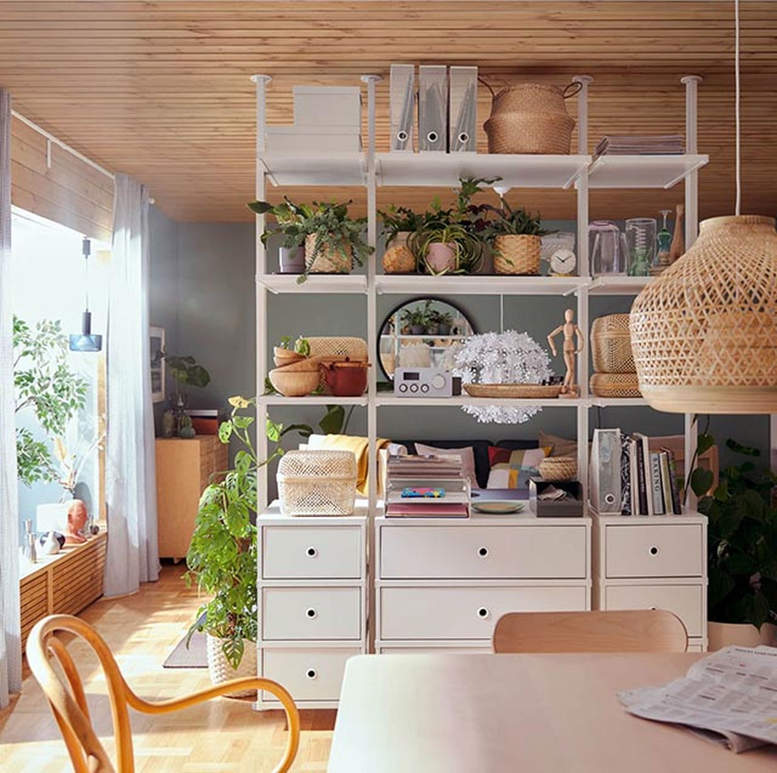 9 Estanterías de salón grandes aliadas para mantener el orden 9 9 Estanterías de salón grandes aliadas para mantener el orden 9