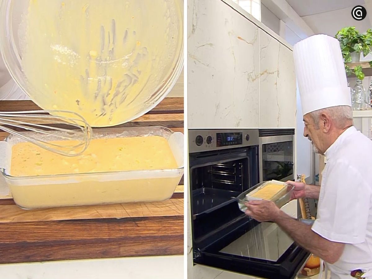 Vierte la mezcla en un molde untado y forrado con papel de horno, y hornea al baño María
