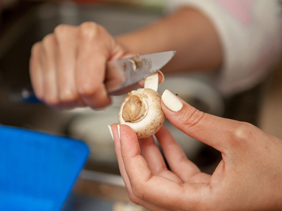 Cómo pelar champiñones