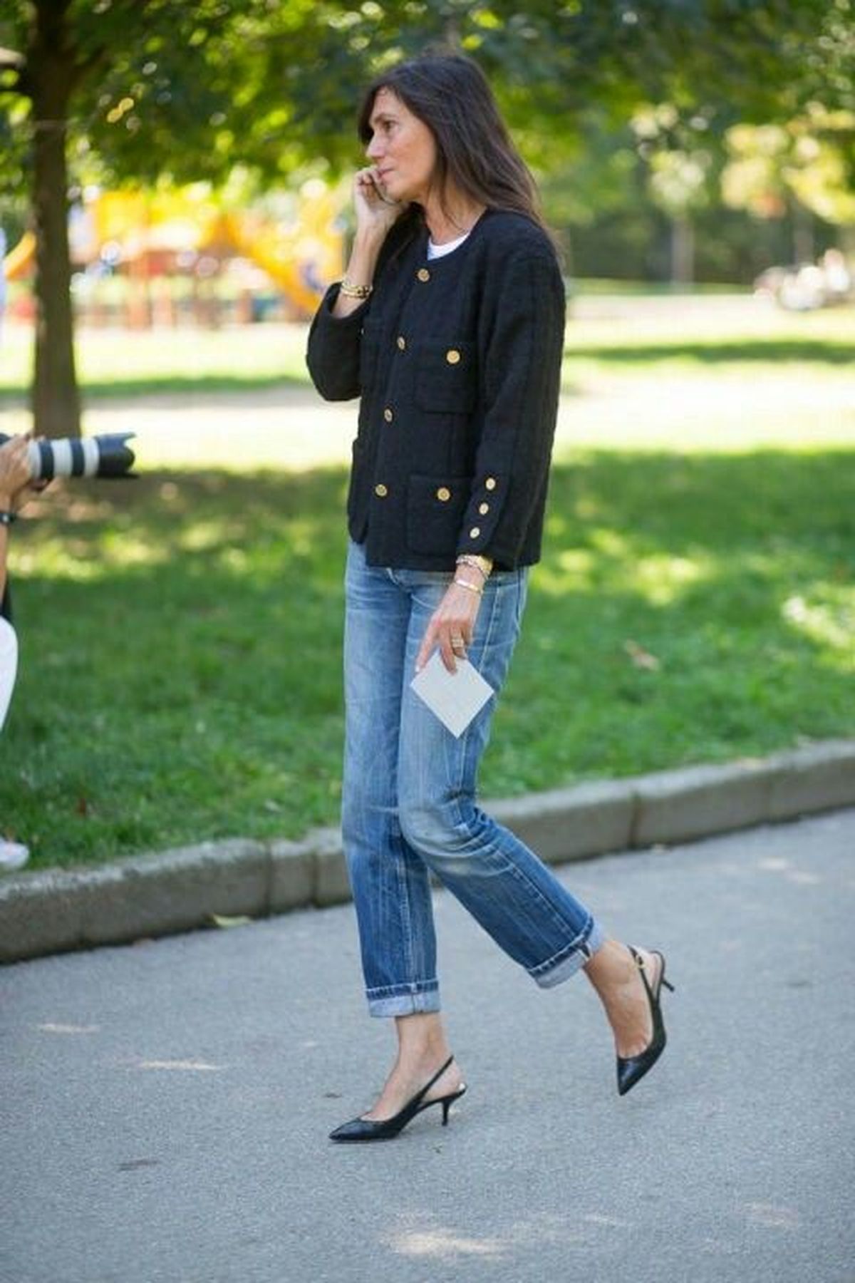 Emmanuelle Alt con kitten heels