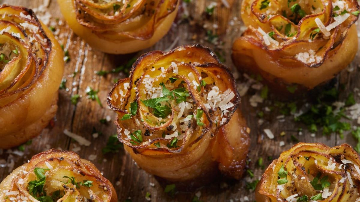 flor de patata con bacon guarnicion