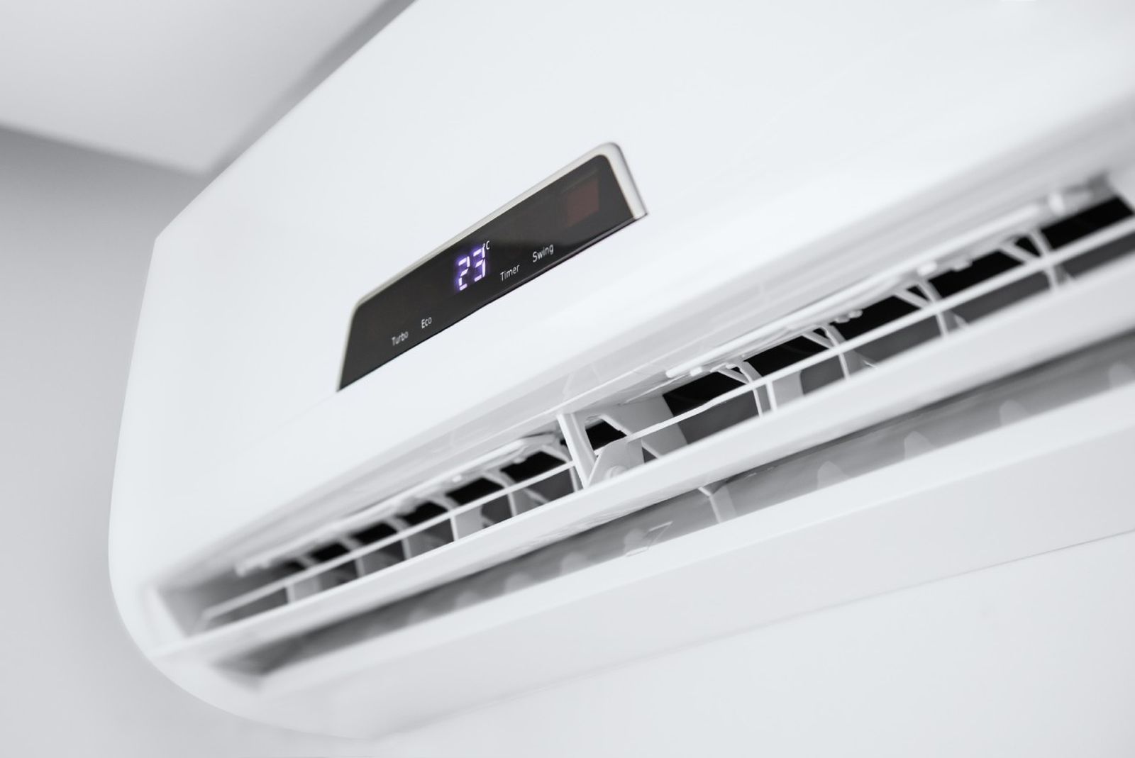 Activa el modo ECO en el aire acondicionado para ahorrar energía
