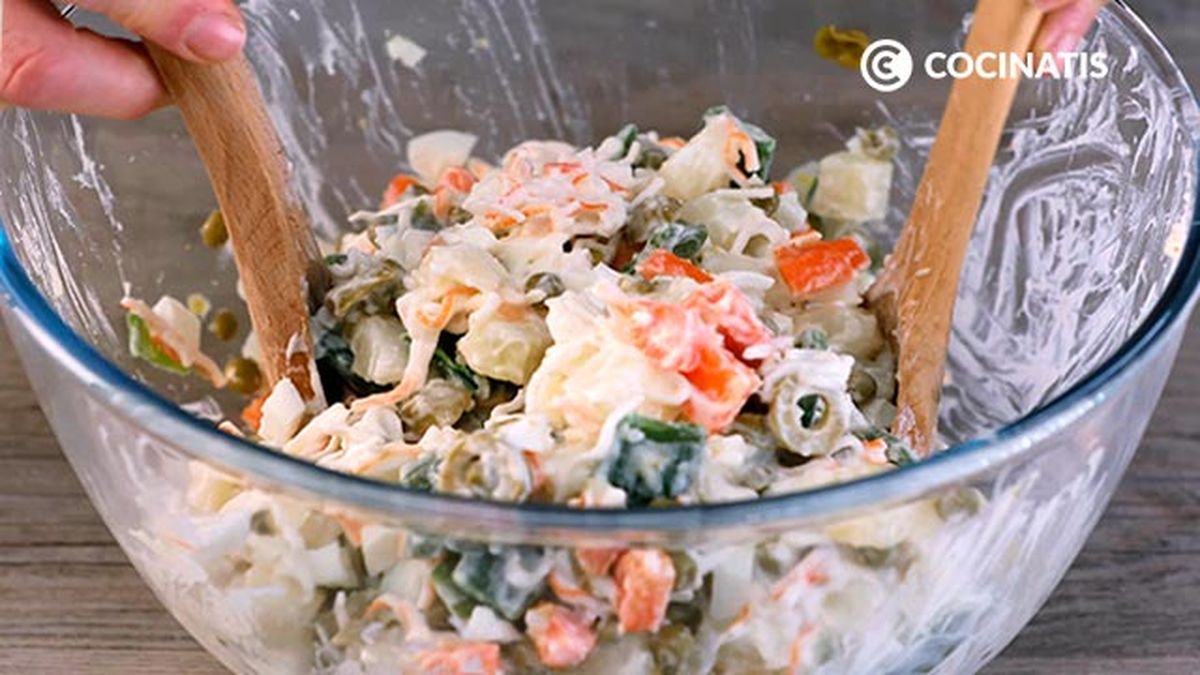 Receta de ensaladilla con pintxo donostiarra  paso 5