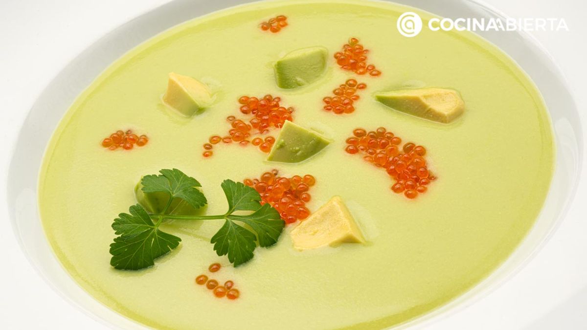 sopa aguacate karlos arguinano