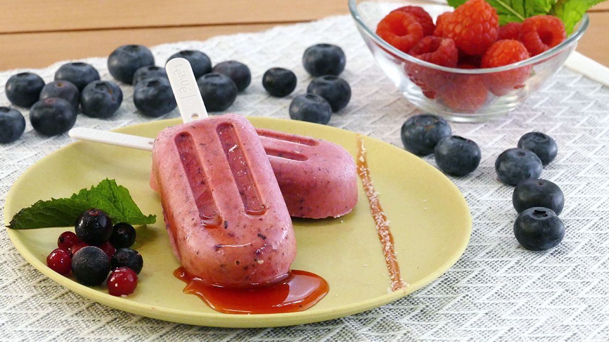 Polos de frutos rojos y yogur natural
