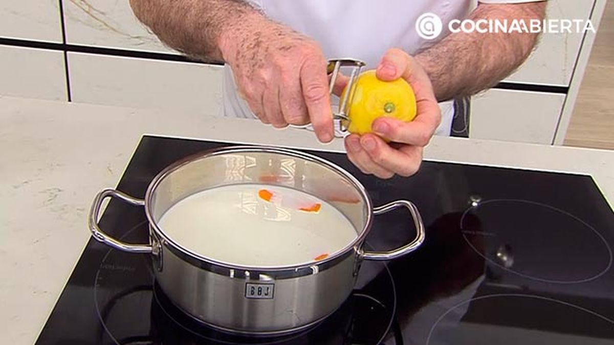 receta mini torriajs de pan brioche con bollitos de hamburguesa karlos arguinano karl67340321 paso1